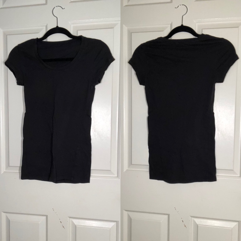 Black short sleeve shirt